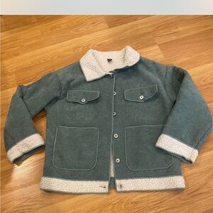 Woman Green Corduroy Jacket with Sherpa Lining